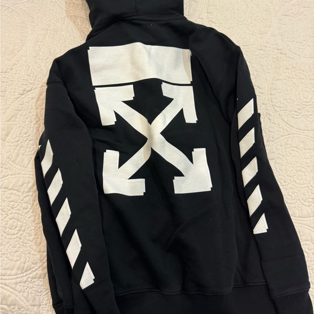 Off White Cropped Jacket.